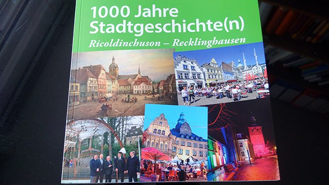 RECKLINGHAUSEN Wer erfahren möchte, warum die Gustav-Adolf-Kirche ausserhalb der alten Stadtmauern in Recklinghausen liegt, welches Selbstverständnis der Protestanten mit der Namensgebung der Kirche verband oder welche Überlegungen beim Bau der Christuskirche eine Rolle spielten, findet interessante Hintergrundinformationen in zwei Texten von Prof. Dr. Albrecht Geck (Recklinghausen/Osnabrück), der das Institut für Kirchliche Zeitgeschichte im Haus des Evangelischen Kirchenkreises (IKZG) leitet.
